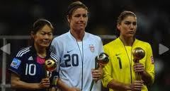 sawa_solo_wambach.jpg